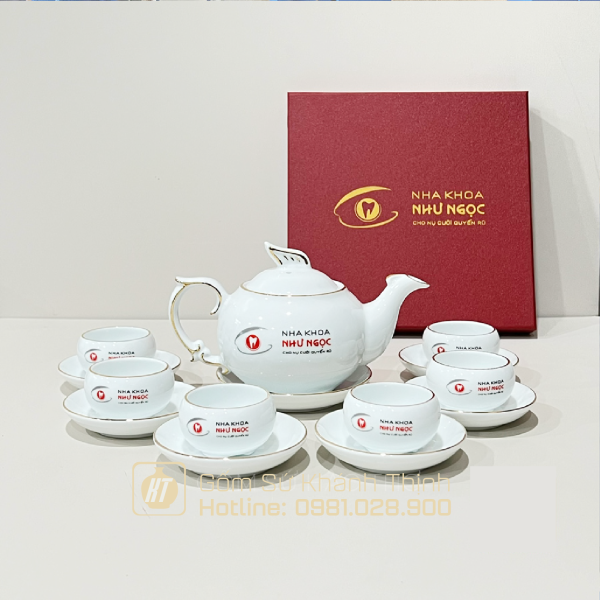 Quà tặng bộ ấm chén in logo công phượng chỉ VK - 500ml